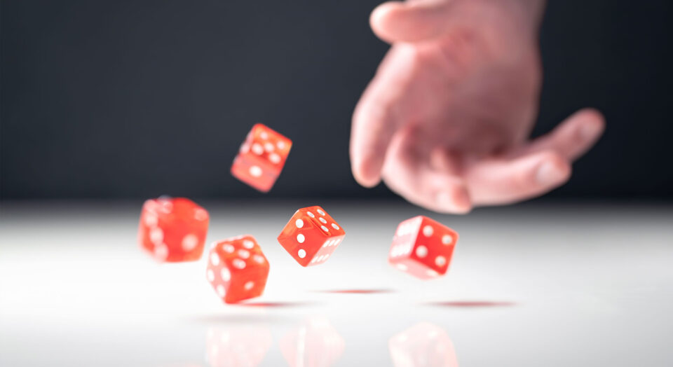 Hvordan regne overflate av terning Prosent